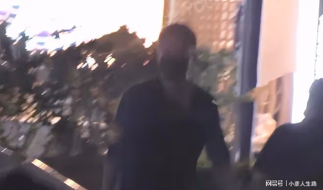汪小菲約會被拍,張穎穎回應稱自己不是金絲雀,網友:想做正宮