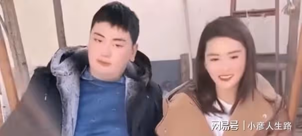 朱小偉陳萌婚期將至,大衣哥和鄰居探討迎親路線,網友:送上門的