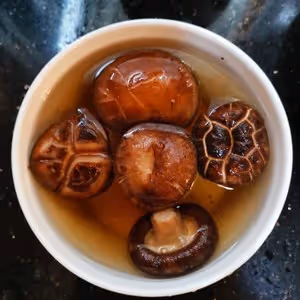 迷你消暑的冬瓜盅，清肝明目，色香味俱全