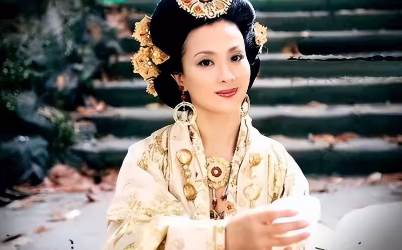 全家最丑劉亦菲 "神仙姐姐"口中的媽媽有多優秀