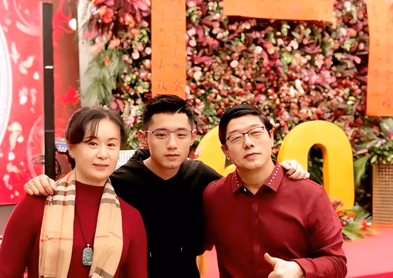 張繼科與景甜分手3年:他單身傳緋聞,她承受…