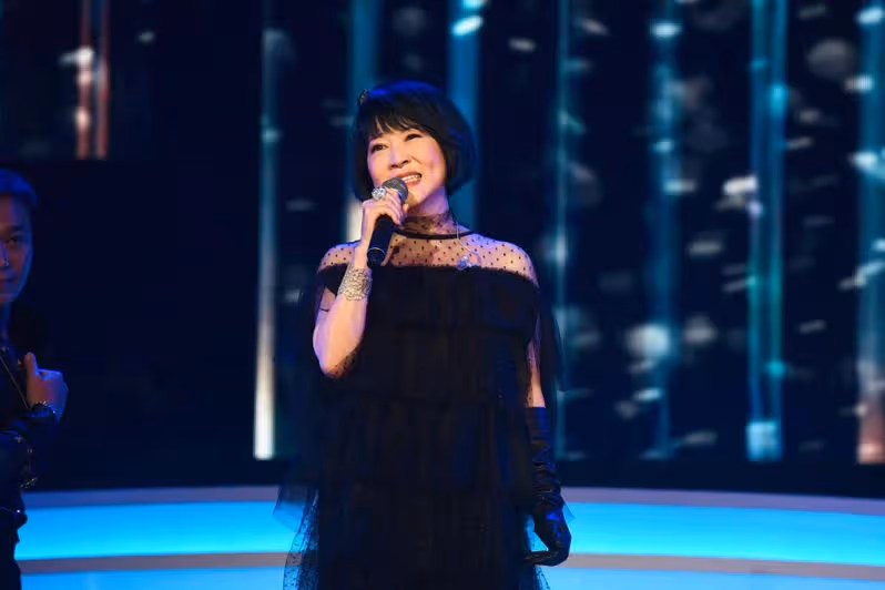 神隱5年終於露面 「玉女天后」美成這樣