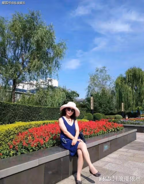65歲阿姨將30萬存款全部給了兒媳,生病時才知道女兒女婿對自己好
