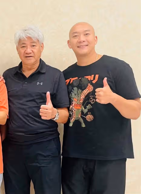 一眾港星齊聚廣東!萬梓良徒弟開200畝果園,尹揚明已領取醫保卡
