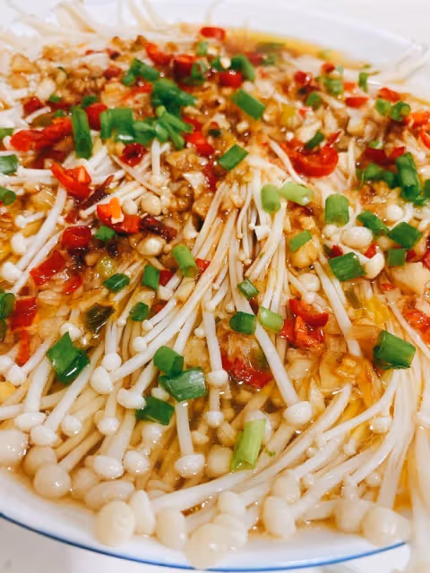 蒜蓉蒸金針菇！