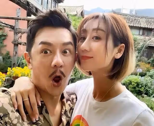 恭喜!傳香港知名男星攜4個子女定居長沙,花800萬全款在當地買房
