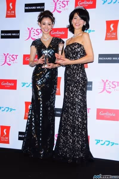 39歲家庭主婦「西村真由美」在日本第四屆美魔女大賽中獲得冠軍