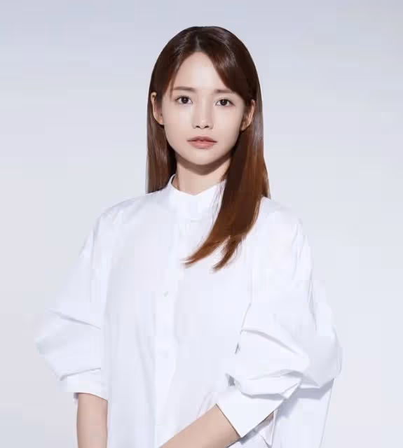 還認得出她嗎?離開演藝圈後的她,美照被韓媒質疑整容?