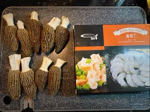 【創意菜】蝦滑釀羊肚菌