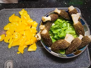 【創意菜】蝦滑釀羊肚菌
