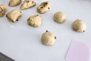黑糖葡萄乾mini小吐司