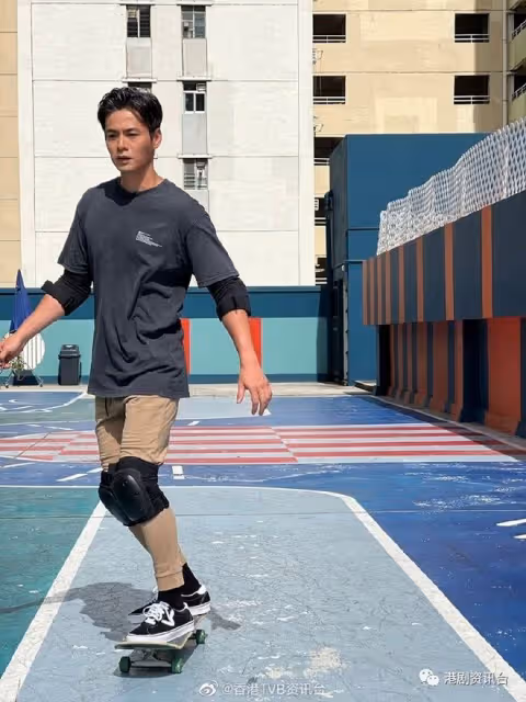 羅子溢黎諾懿中年玩突破!崖邊攀岩嚇到腳仔軟