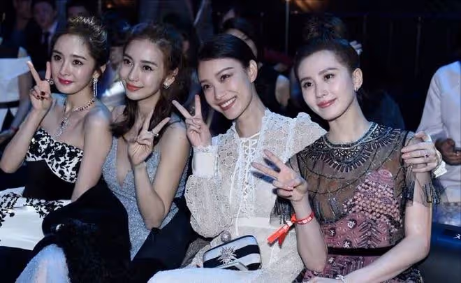 《跑男》8位成員現狀對比,有人過氣有人討喜,差距一目了然