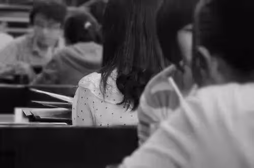 日本富豪戀上台灣名媛,苦等30年終如願,新娘已經55歲,在巴厘島豪擲千萬成婚