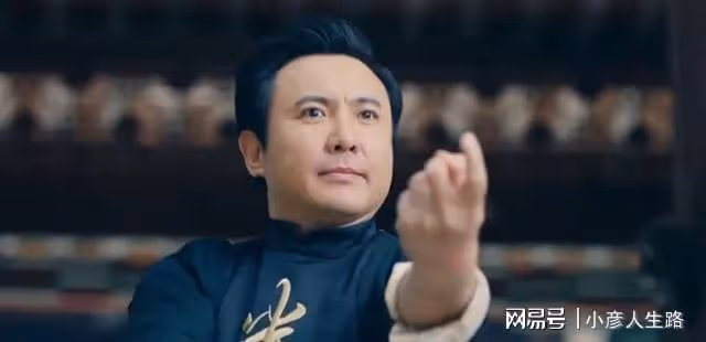 易烊千璽百花獎15票，沈騰0票，誰的臉被打了？