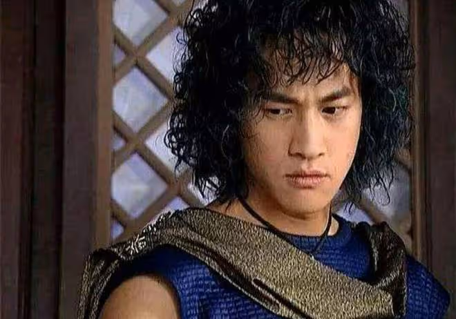 相貌平平卻非要演男主!這些被男配吊打的男星,心裡沒點數嗎?