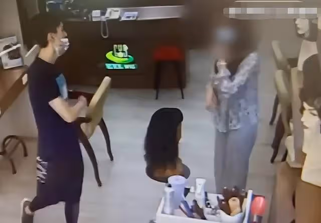 32歲男星疑侵犯女店員!尾隨女性進休息室伸手抱身體,監控也曝光