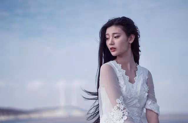 鳳凰男欲賣妻子婚前房給小叔子治病遭拒：為富不仁，娶你有啥用？