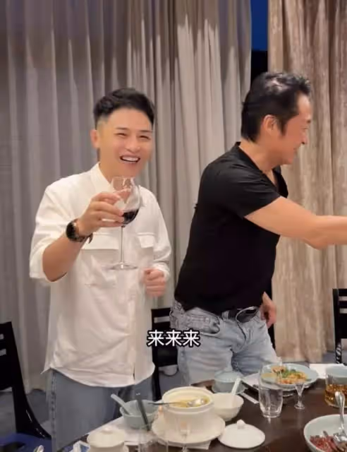 60歲馬景濤來內地撈金 彎腰感謝網紅顯謙卑