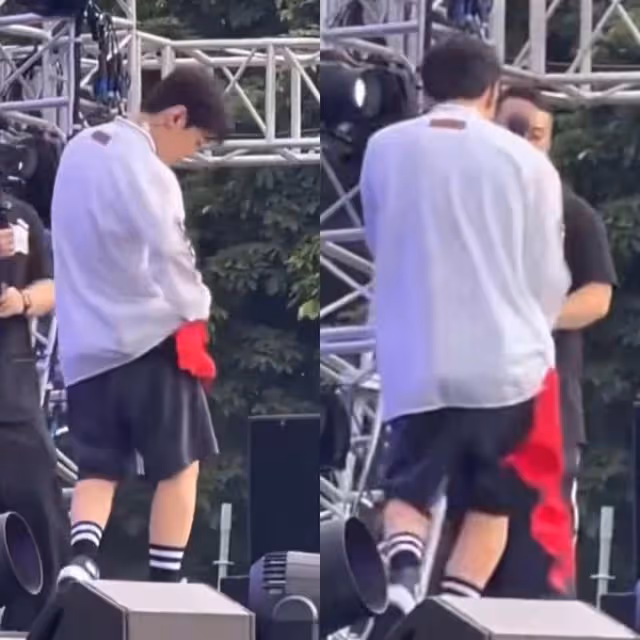 知名韓星舞台上被扔紅色內衣,撿起後用其打招呼,舉止尷尬遭吐槽