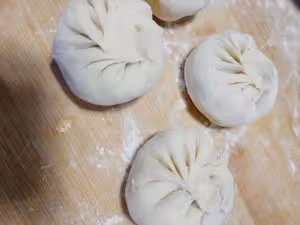 豆角肉包子