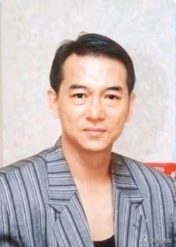 武打巨星因減肥猝逝家中!「一個月狂瘦30公斤」坐在沙發上宛若睡著 離去9天無人知曉 !