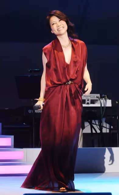 當年差點嫁張菲!58歲玉女掌門人「神隱5年現身了」 「近況曝光」連張秀卿都誇:根本沒變