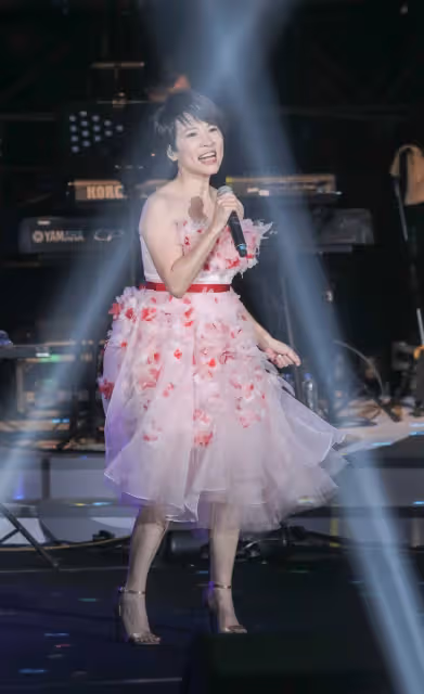 當年差點嫁張菲!58歲玉女掌門人「神隱5年現身了」 「近況曝光」連張秀卿都誇:根本沒變