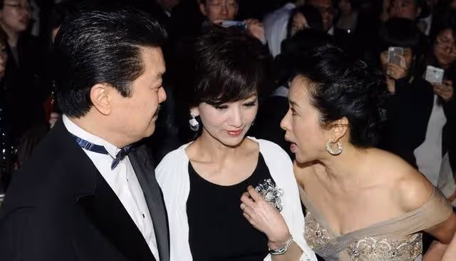 嫁香港頂級富二代!戴首飾「卻需寫欠條」給婆婆 後再嫁「百億富豪」直接獲贈一半家產