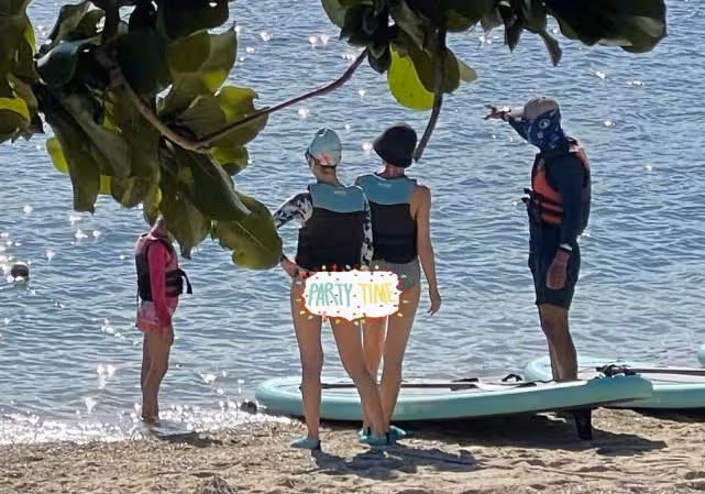 馬伊琍曬母女度假照 14歲愛馬穿泳裝身高超媽媽
