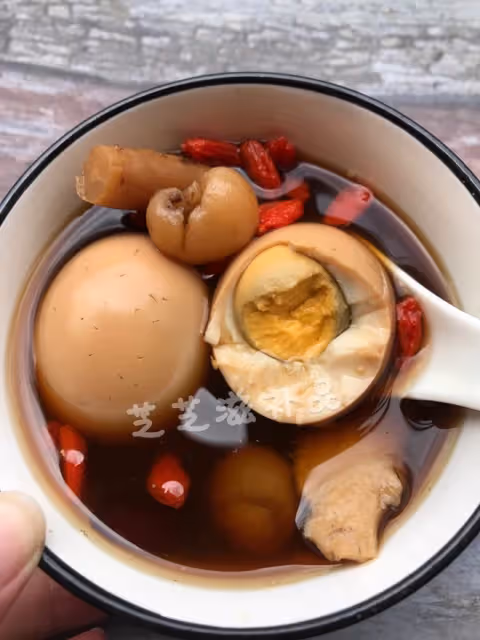 當歸燉蛋（補血補氣）
