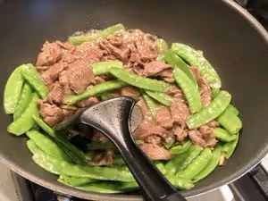 荷蘭豆炒牛肉