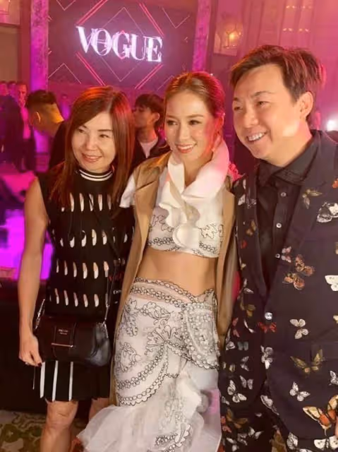 千億媳婦徐子淇不一般！穿兩截式裙身材窈窕，生4娃肚皮仍緊致，網友：高級感滿滿