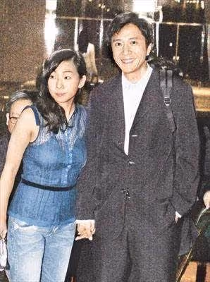 56歲林憶蓮為乾爹賀壽!身材豐滿素顏顯年輕,與男友分手生活低調