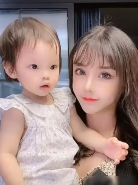 百萬粉網紅官宣二胎!辦婚禮僅1周女兒剛8個月,曾自曝想生兒子