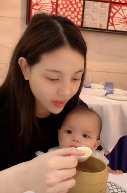 百萬粉網紅官宣二胎!辦婚禮僅1周女兒剛8個月,曾自曝想生兒子