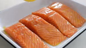 蒜香黃油烤三文魚