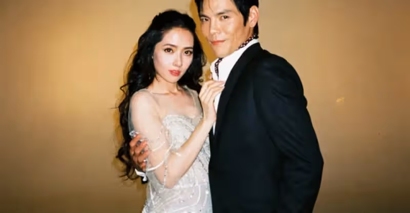 向佐「不講武德」，向太護犢子，郭碧婷的這場「賭豪」本就是敗局