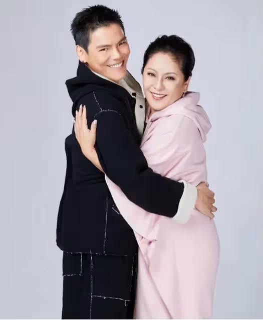 向佐「不講武德」,向太護犢子,郭碧婷的這場「賭豪」本就是敗局