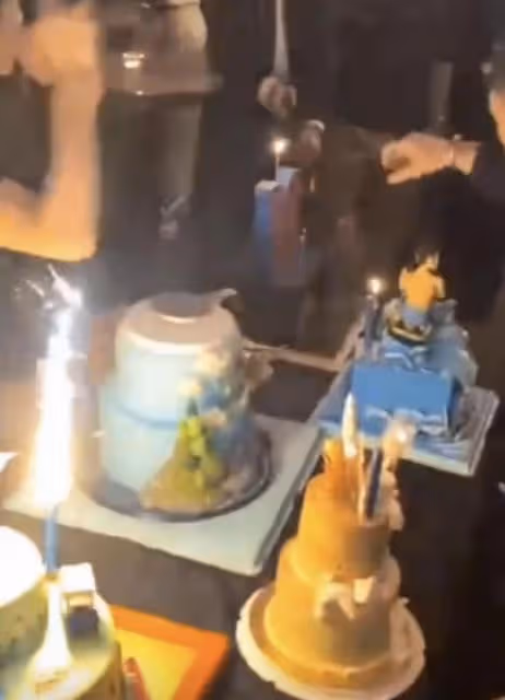 何猷亨開派對慶祝29歲生日 摟著何超欣出鏡