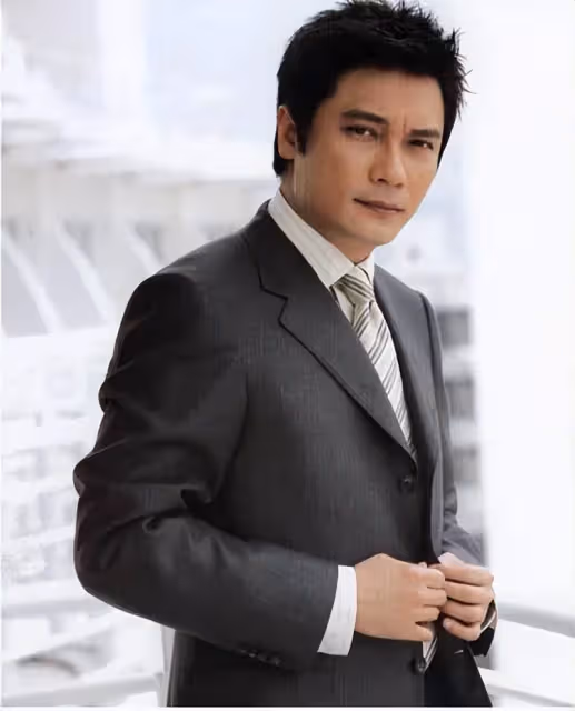 59歲羅嘉良:一段失敗的婚姻,二婚娶小12歲的蘇巖,婚姻狀況如何了?網友:看盡浮沉不枉此生