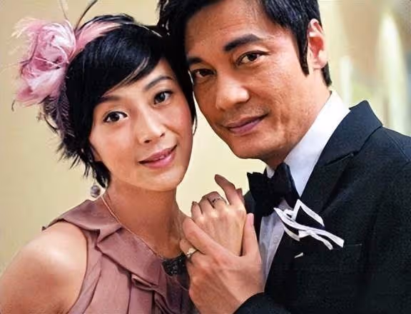 59歲羅嘉良:一段失敗的婚姻,二婚娶小12歲的蘇巖,婚姻狀況如何了?網友:看盡浮沉不枉此生