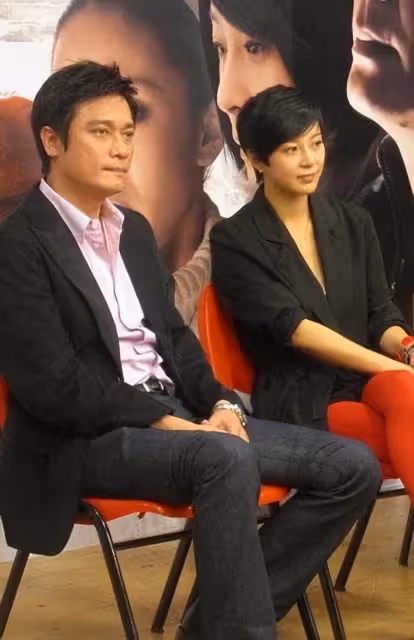 59歲羅嘉良:一段失敗的婚姻,二婚娶小12歲的蘇巖,婚姻狀況如何了?網友:看盡浮沉不枉此生