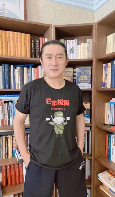 張譯發文:感恩十年軍旅,如有戰,召必回,網友:就知道你會發