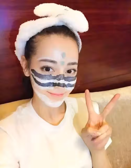 迪麗熱巴獲最佳女演員提名!網傳肖戰和迪麗熱巴將合演「甜寵劇」,男女主角堪稱「顏值頂配」粉絲超興奮!