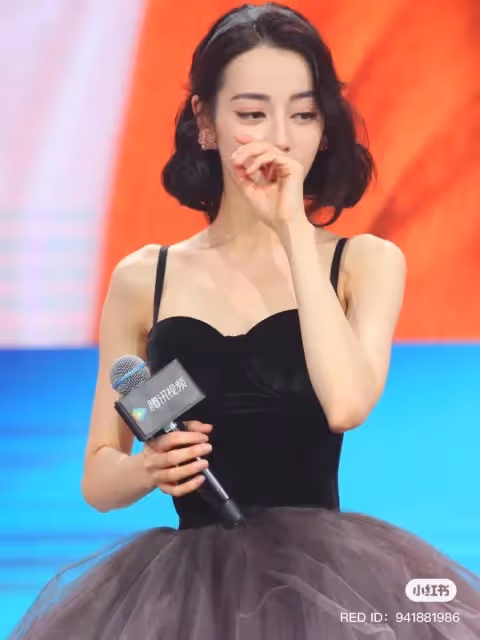 迪麗熱巴獲最佳女演員提名!網傳肖戰和迪麗熱巴將合演「甜寵劇」,男女主角堪稱「顏值頂配」粉絲超興奮!