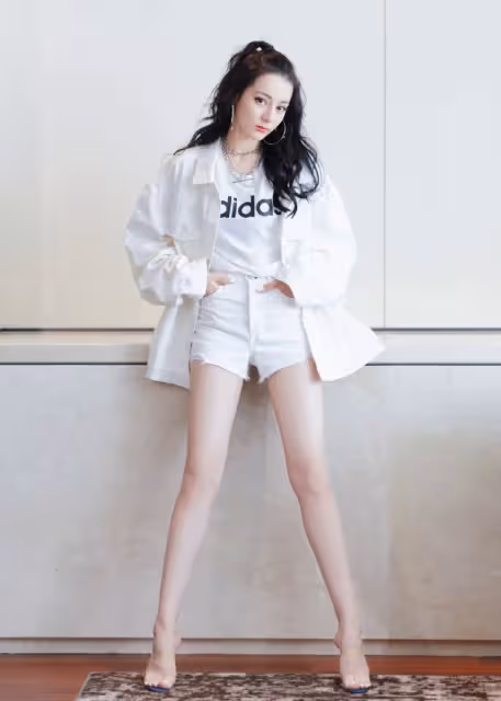 迪麗熱巴獲最佳女演員提名!網傳肖戰和迪麗熱巴將合演「甜寵劇」,男女主角堪稱「顏值頂配」粉絲超興奮!