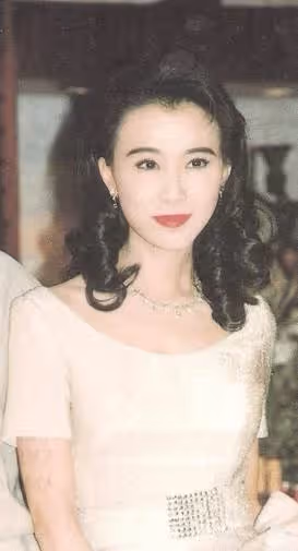 蕭薔《小李飛刀》播出22年,53歲「林詩音」額頭變成壽星公,放棄走紅機會過上半隱退生活