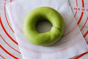 雙重抹茶奶酥貝果