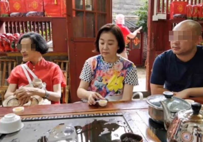 坦然面對衰老!!66歲林青霞「素顏皮膚鬆弛」不在意別人眼光 態度大方「請叫我家庭主婦」優雅老去也很美